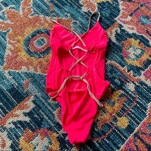 Neon Pink Billabong Swimsuit - Picture 2 of 3